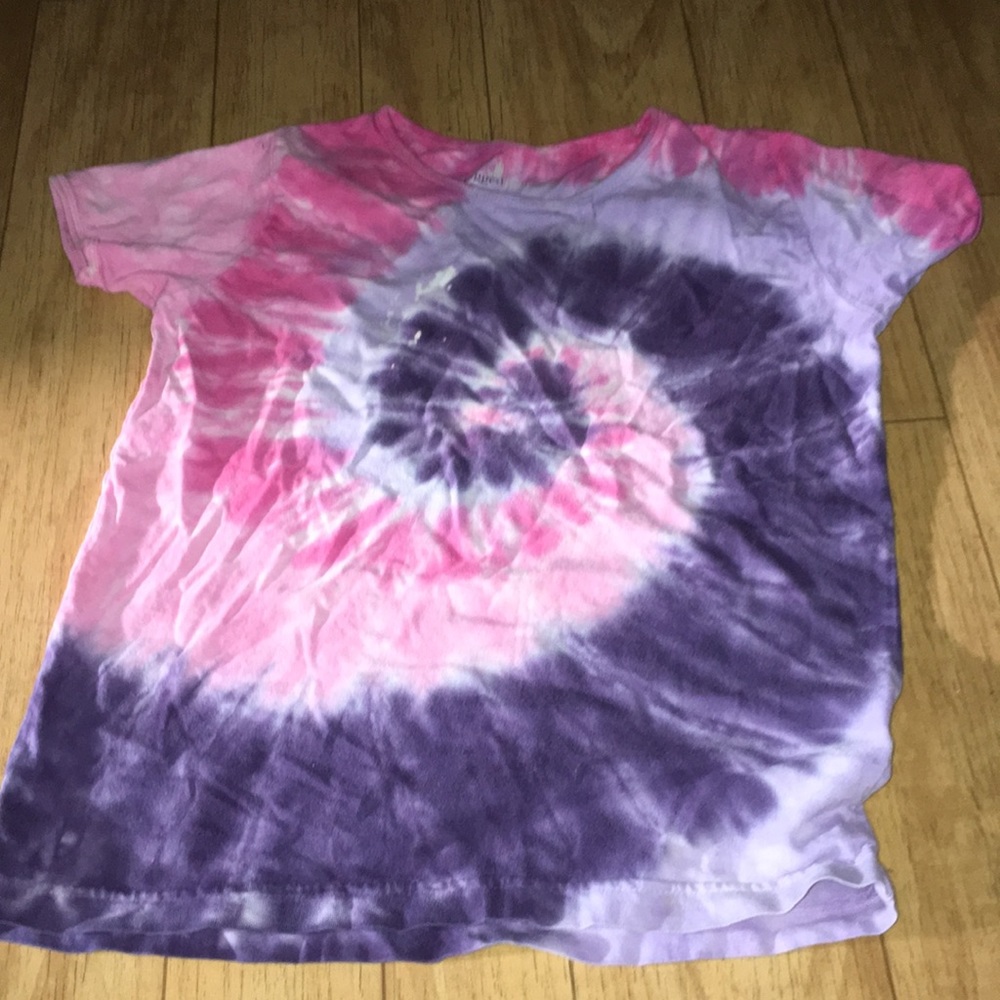 Tee shirt
